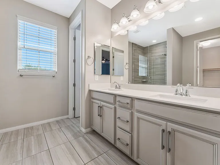 10396 Mount Charleston Ave — Photo 14