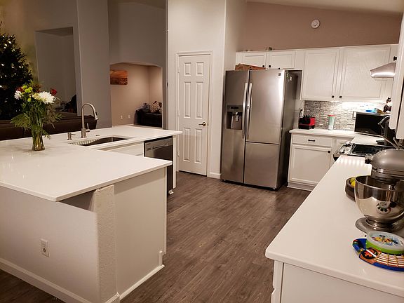4th image of 13416 W Mauna Loa Ln