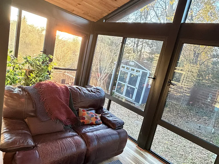 5932 Edgehill Ct — Photo 3