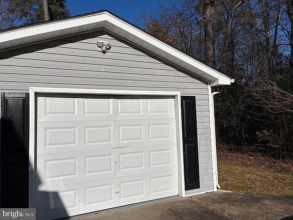 2nd image of 50 Greenway Dr