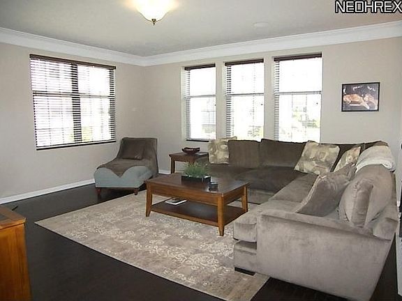 5th image of 6410 Park Pointe Ct