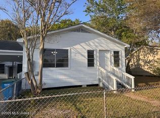 1911 Ingalls Ave, Pascagoula, MS 39567