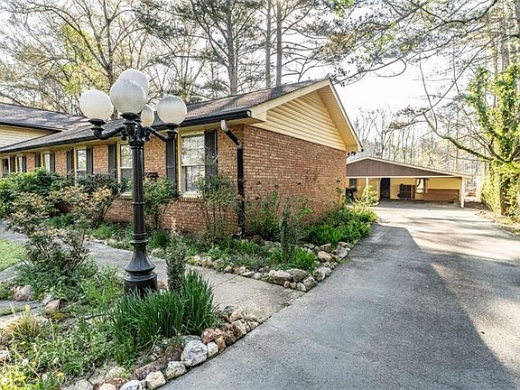 3rd image of 103 Rolling Oaks Dr NW