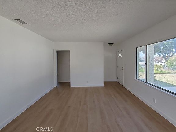 3rd image of 1836 Minnesota St