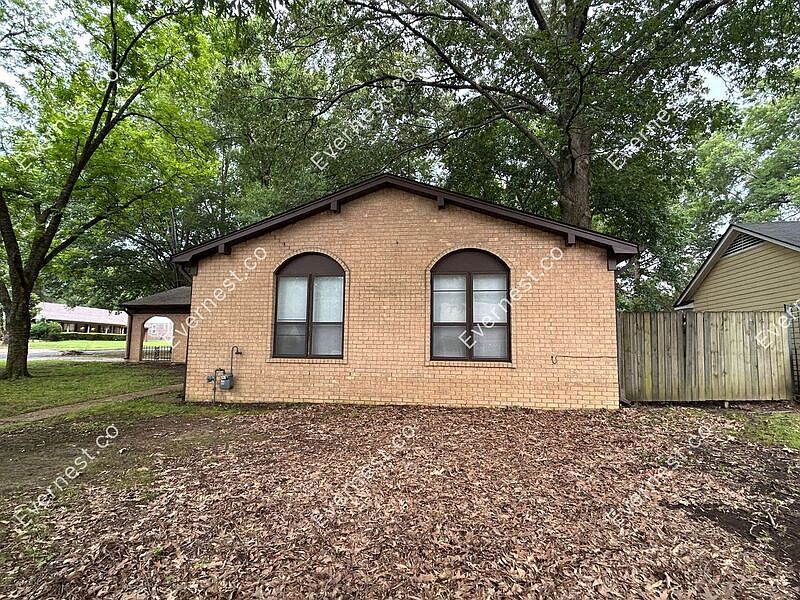 1st image of 5733 Fox Bend Ave