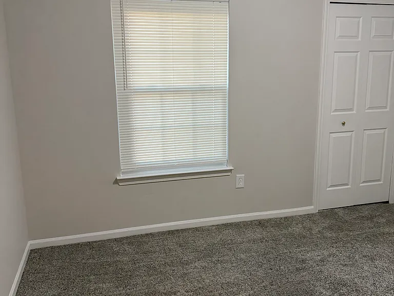 17194 Higdon Dr — Photo 24