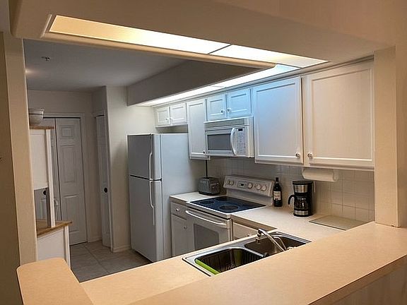 4th image of 13611 Worthington Way APT 1302