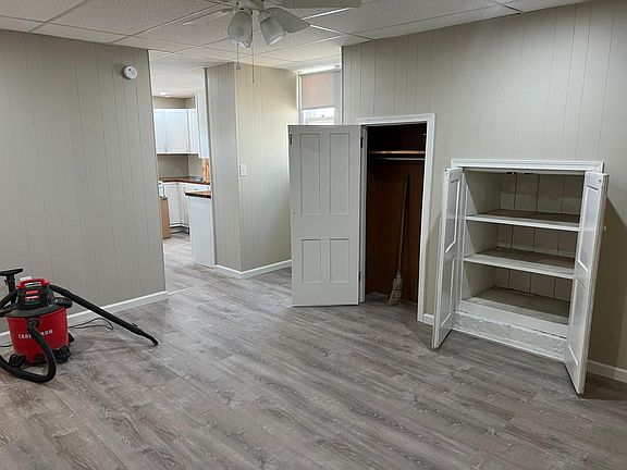 2nd image of 1568 Lincoln Ave #4