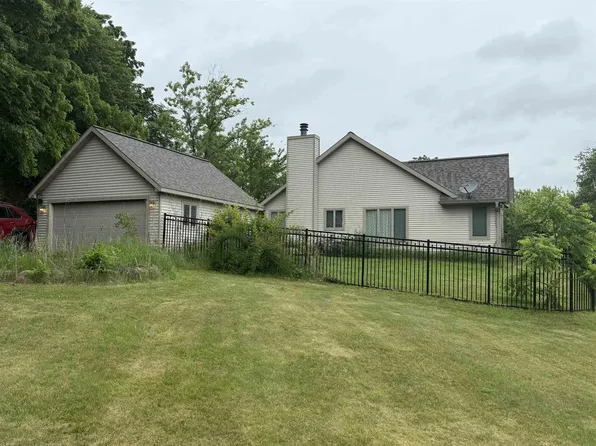 6435 Portage Rd, Deforest, WI 53532