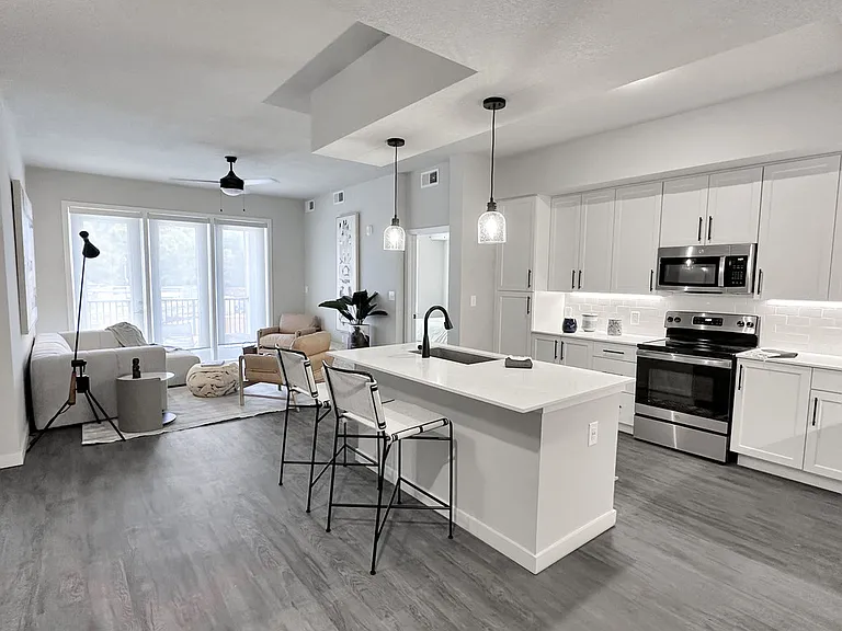Legacy Cool Springs Apartments — Photo 7