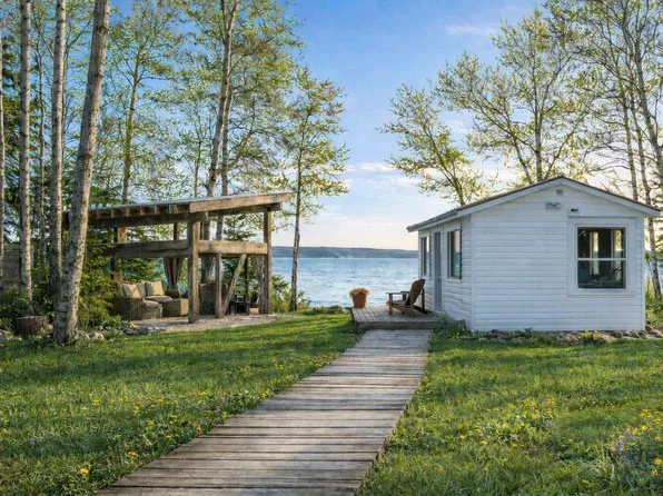 4107A Lake Park Rd, Ashland, WI 54806