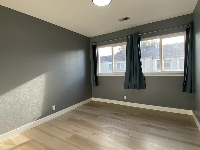 3841 Nolan Ter — Photo 10