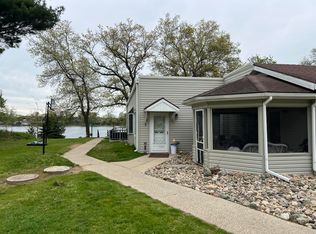 2059 Sunshine Dr UNIT 5, Trufant, MI 49347