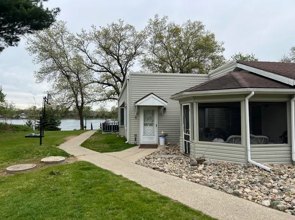 2059 Sunshine Dr Unit 5, Trufant, MI 49347