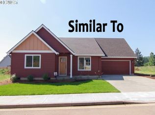 304 NW Pacific Hills Dr, Willamina, OR