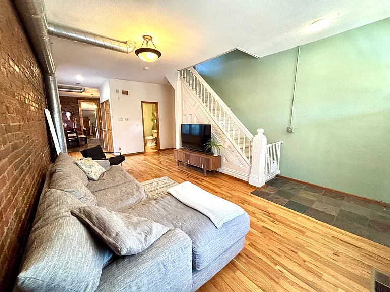 126 Galapago St — Photo 4