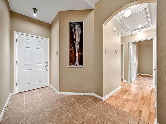 5th image of 18210 Cypress Meade Ln