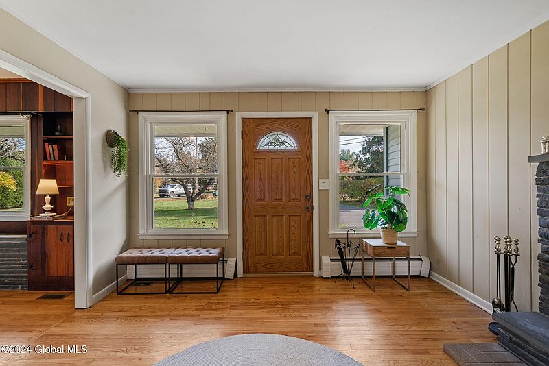 5th image of 14 Van Buren Drive