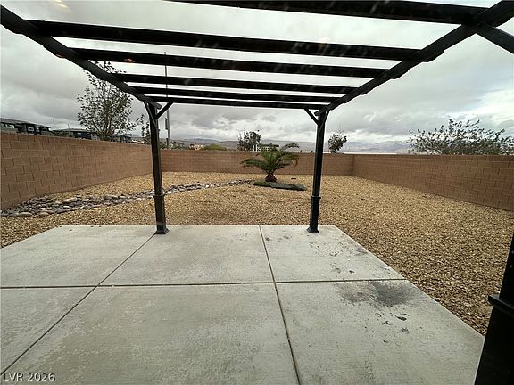 2nd image of 6463 Pochman Mesa St