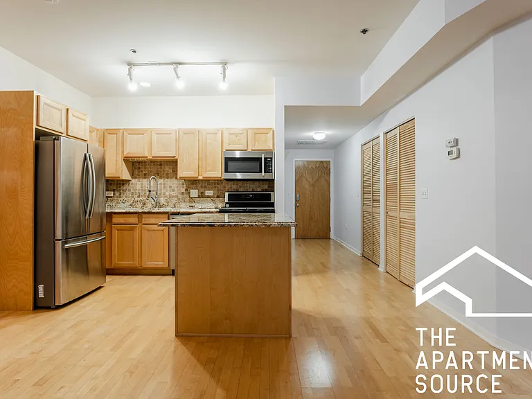 2951 N Clybourn Ave #307 — Photo 3