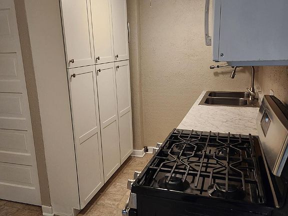 4th image of 5308 W 41st Ave