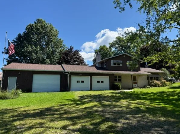 5565 Route 215, East Springfield, PA 16411