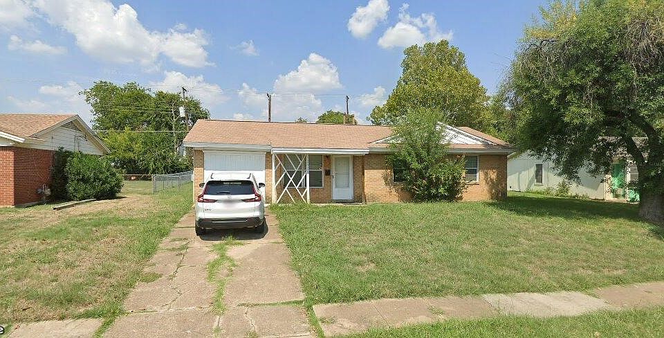 1st image of 2529 Rutgers Dr