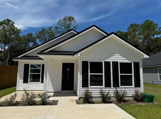 16 Lm St, Crawfordville, FL 32327