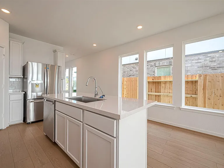 8710 Limmen Terrace Trl — Photo 15
