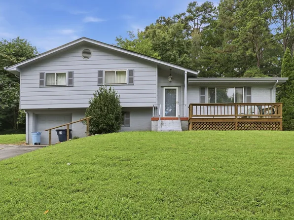1127 Hillsboro Dr, Chattanooga, TN 37412