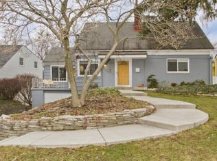 104 Central Ave, Westerville, OH 43081
