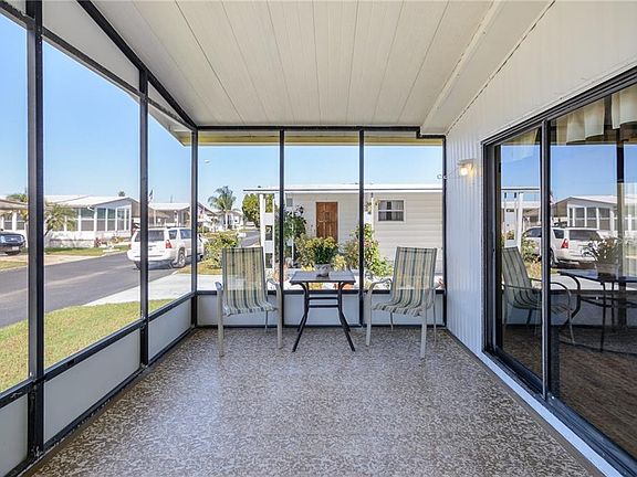 2nd image of 2112 Oahu Dr