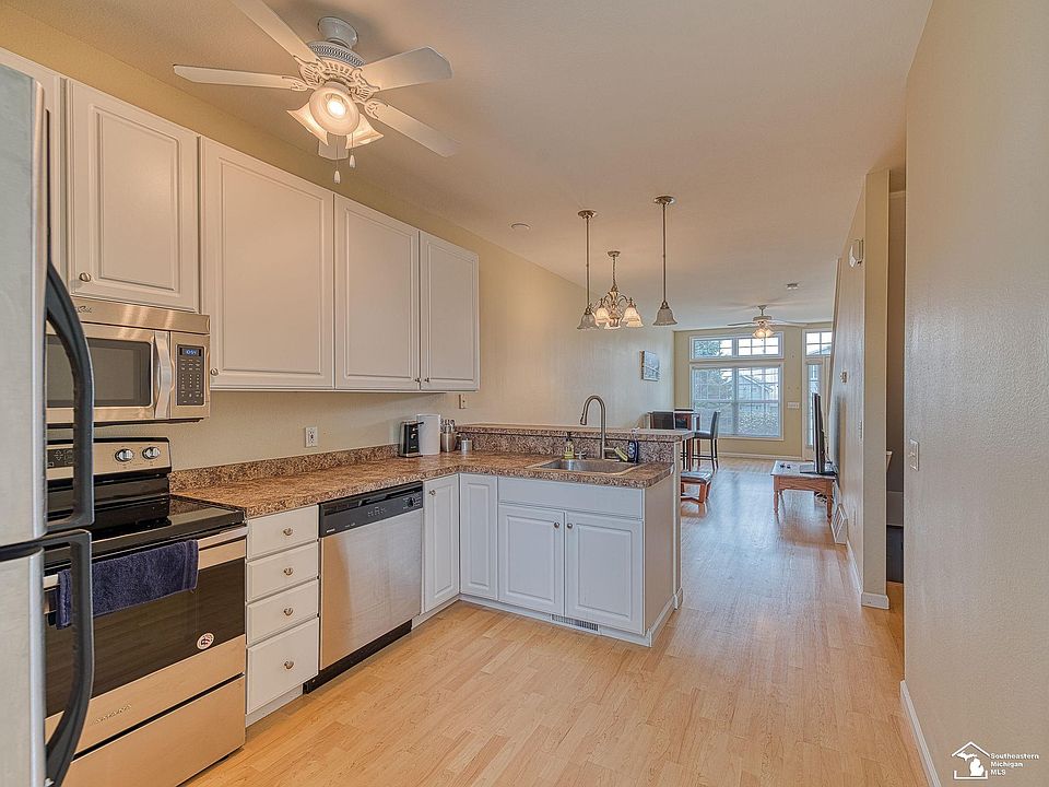 408 Beachwalk Trl, Luna Pier, MI 48157 MLS 50108745 Zillow
