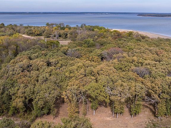 4th image of 8375 Southern Shore Ct