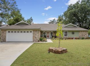 4821 SE Barlow Dr, Bartlesville, OK 74006