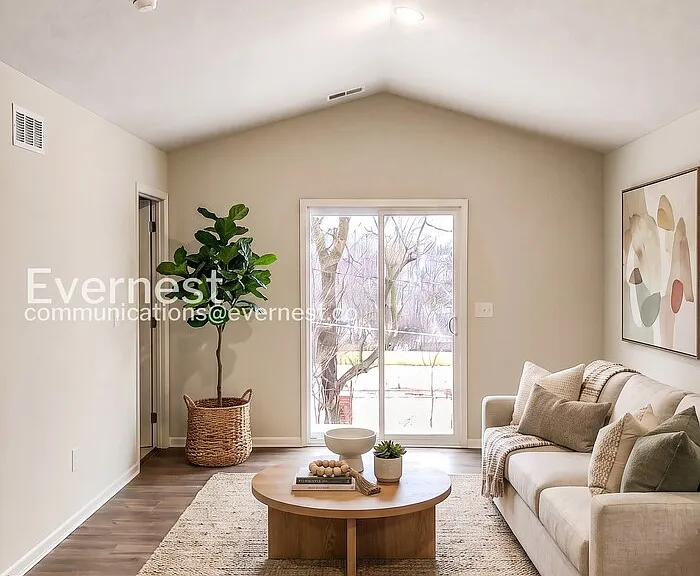 4030 Highland Ave — Photo 2