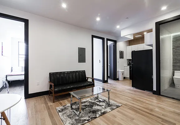 Rented by Rennit Inc. | media 15