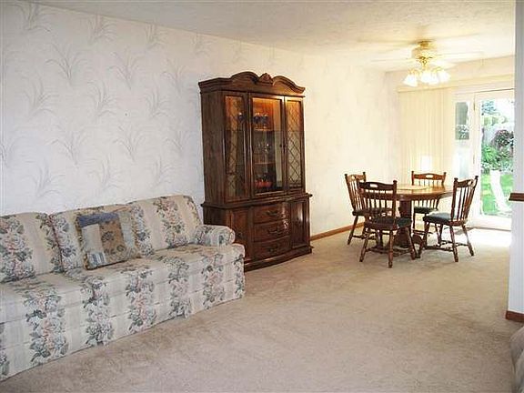 4th image of 8612 Citta Cir