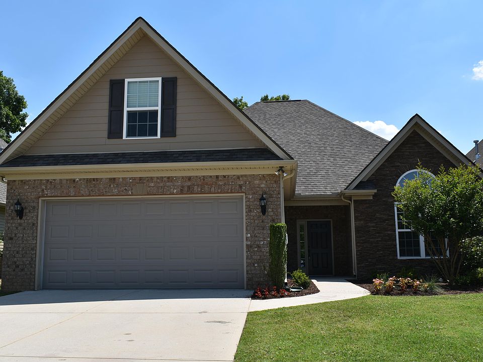 1st image of 2734 Amsterdam Ln #15