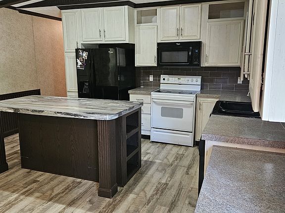 4th image of 6852 S County Road 650 W