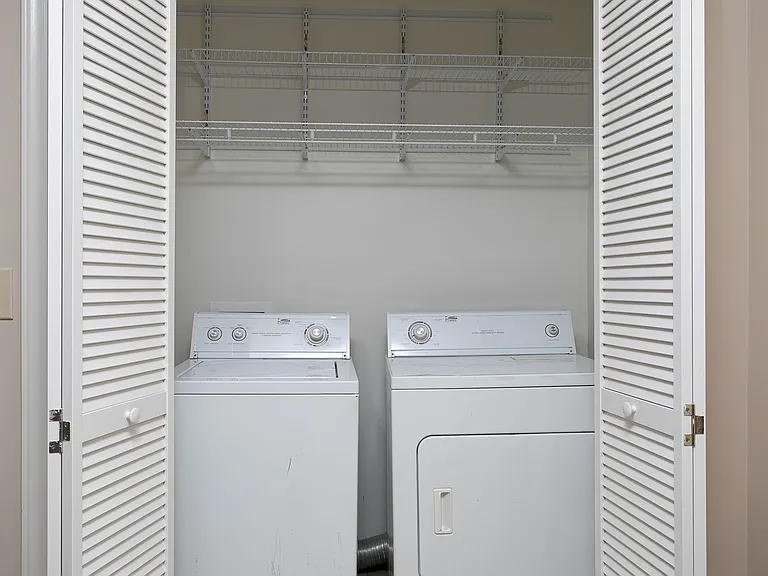 433A Northside Dr — Photo 7