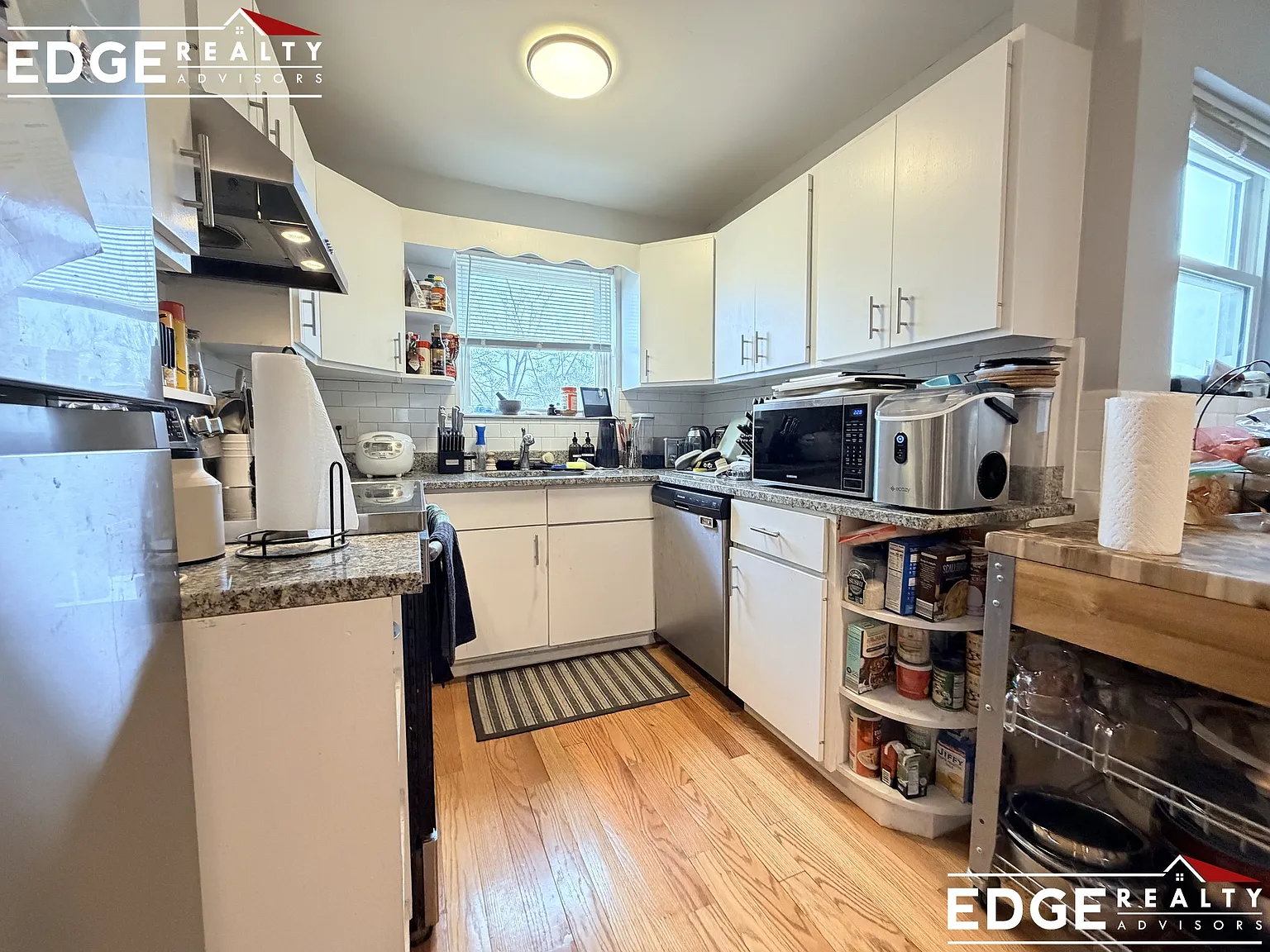 5 bed, 2000 sqft, $5,000 — Photo 3