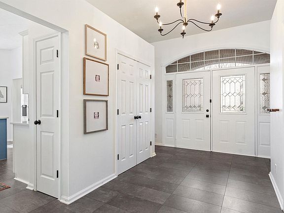 5th image of 7989 Fawnwood Dr