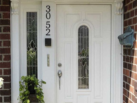 2nd image of 3052 82nd St