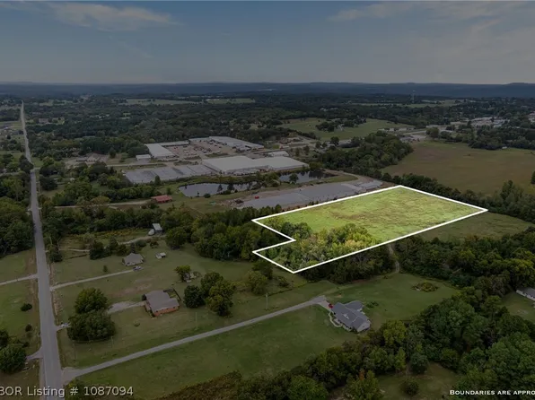 E Newberry Rd, Alma, AR 72921