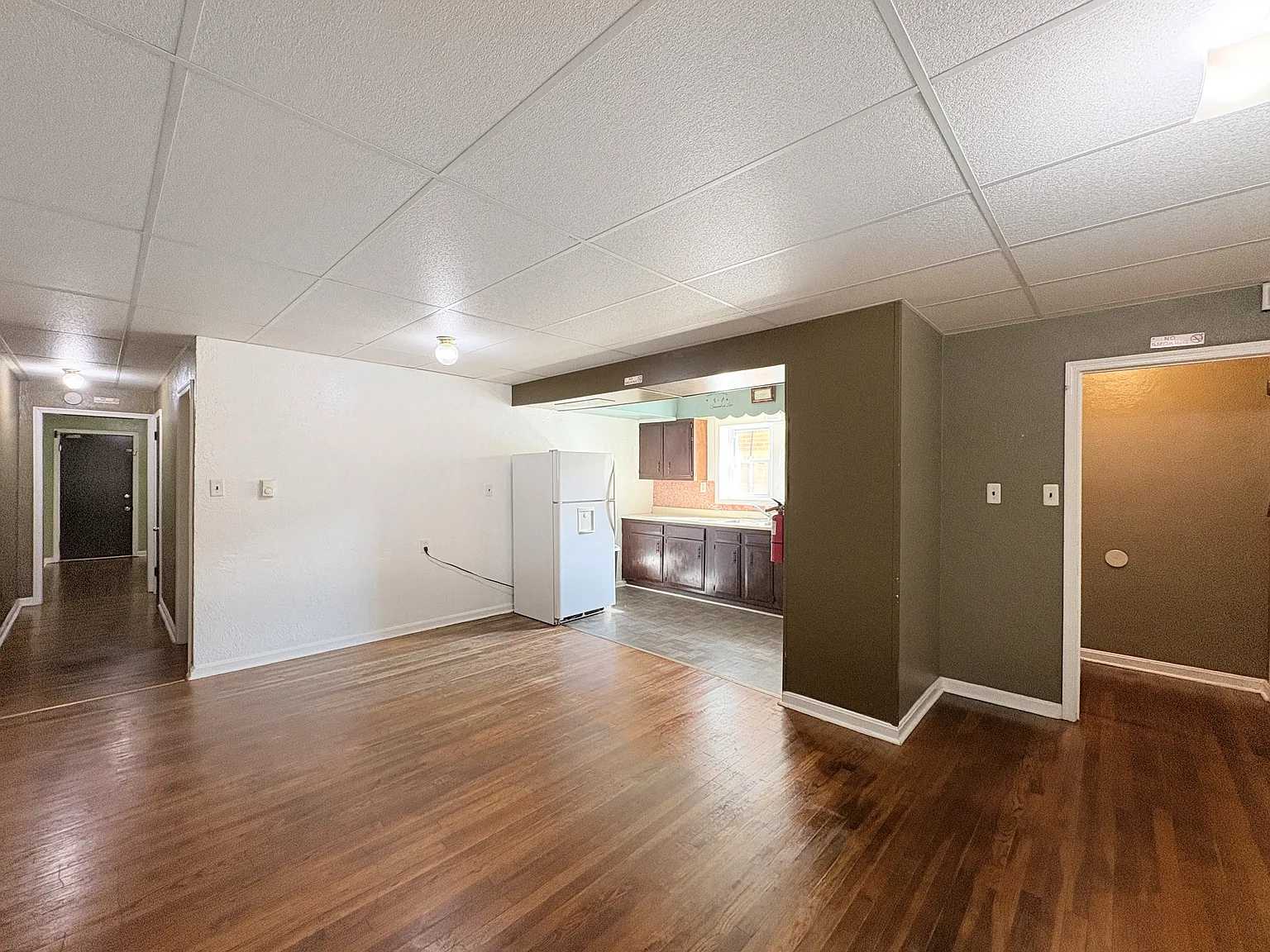2 bed, $1,700 — Photo 4