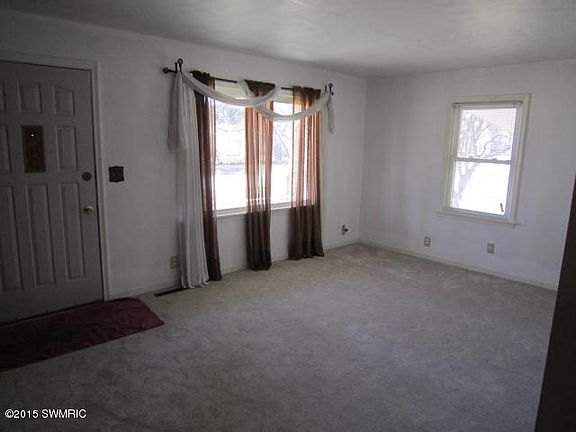 3rd image of 95 31st St N
