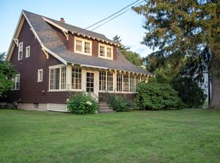 738 Simonds Rd, Williamstown, MA 01267