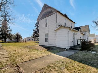 105 S Main St, Fithian, IL 61844