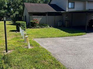 7807 Amberlea Ct, Temple Terrace, FL 33637